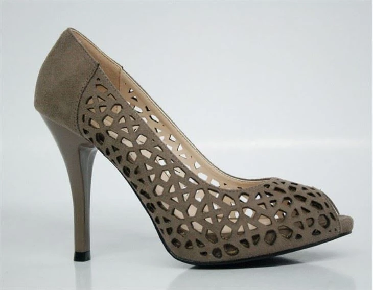 shoes cutting and engraving