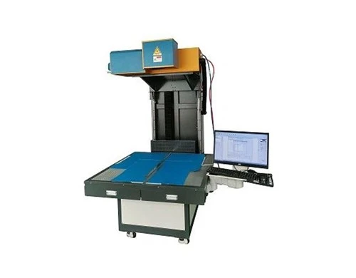 Großformatige Lasergravur auf Sportartikeln